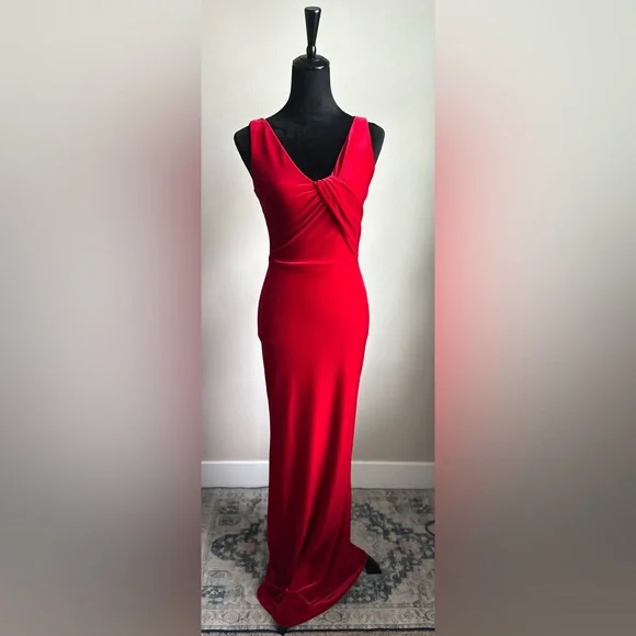Black Halo | Dresses | Black Halo By Laurel Berman Womens Cut Ryland Long  Red Velvet Gown Size Xs | Poshmark